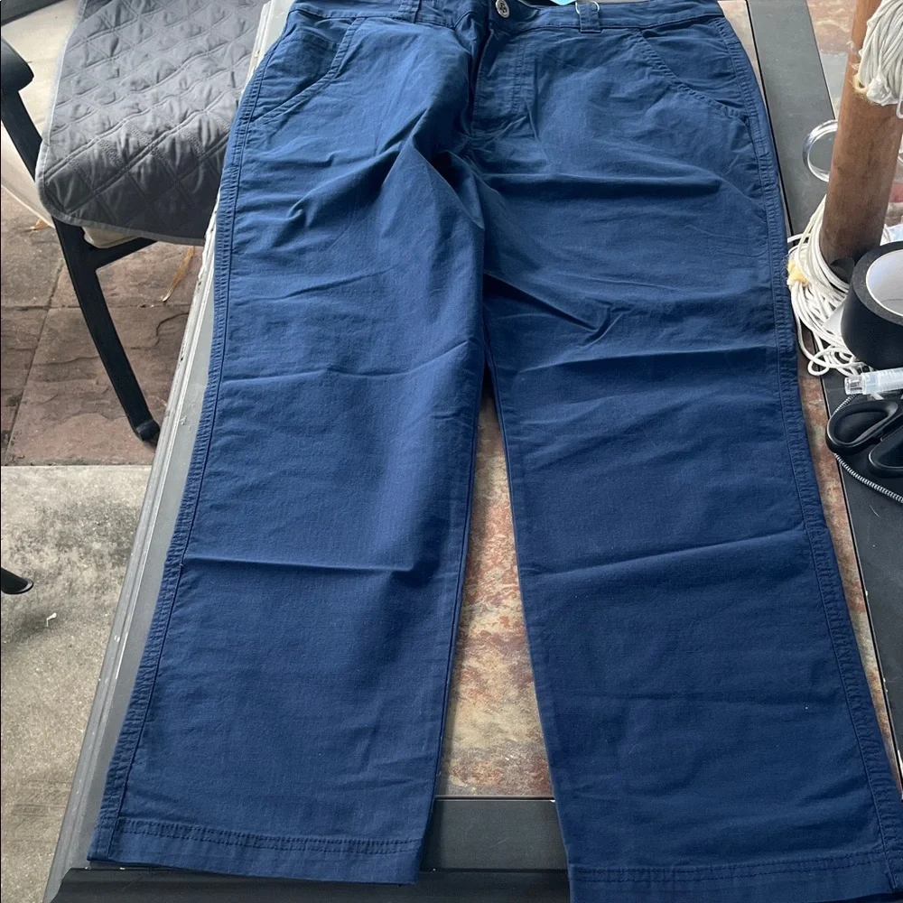 Columbia Men's Deep Blue Chinos active pants 36 x 30 nwt
